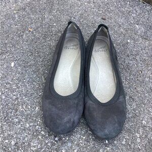 Goth y2k indie normcore gorpcorwe fisherman DANSKO Kristen Ballet Flat Size 37/7